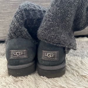 Ugg sweater boots